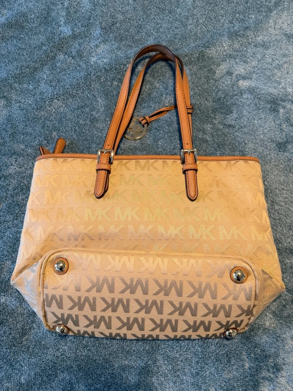 MICHAEL Michael Kors that questions